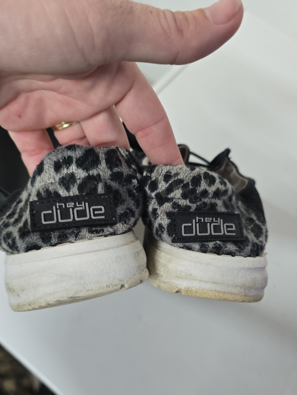 Hey Dude Womens Size 7